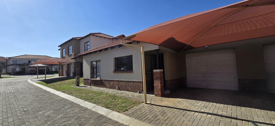 3 Bedroom Property for Sale in Waterval East North West